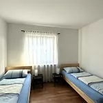 Zum Lahnfelsen 3* Gräveneck