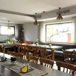 Zum Lahnfelsen 3*