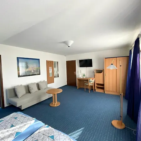 Zum Lahnfelsen Gräveneck