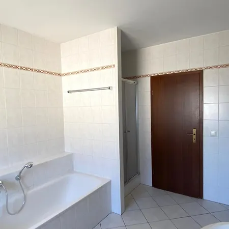 فندق مبيت وإفطار Zum Lahnfelsen Gräveneck